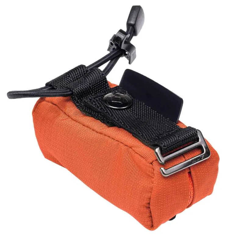 Poo Pouch detail — Smooth Dispenser